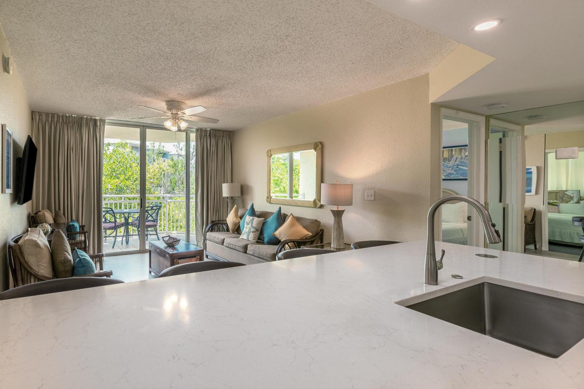 Sunrise Suites Saint Lucia Suite #201 基韋斯特 客房 照片